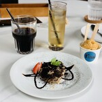 trattoria ABBIOCCO - ティラミス　1320円　アイスコーヒー605円　ジンジャーエール　495円