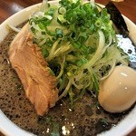 麺の房 味わい亭 - ネギラーメン（トッピング味付け卵）