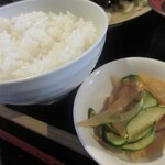 おいしい台所12カ月 - ザーサイときゅうりの和え物、ごはん