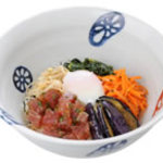 マルモキッチン - 料理写真:まぐろユッケとたっぷり野菜のビビンごはん