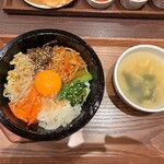 韓国家庭料理 チェゴヤ - 料理写真:石焼ビビンバセット