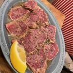 立飲・ビストロシン サンテ - 牛ハラミのタリアータ