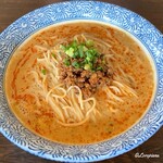 衣正家 - 担々麺