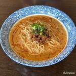 衣正家 - 担々麺