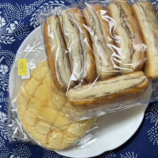 リョーユーパンハーフプライスベーカリー_1