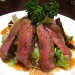 ロマネ - ステーキサラダ