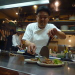 春来 - カメラ目線のマスター【うちの息子の撮影】