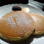 カフェ・ル・プティ・ニ・トロワ - 