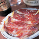 引き立てを味わえる美味しい『ハモンセラーノ』　（S）