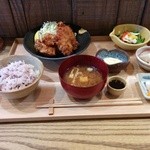 きょうや食堂 - カキフライ定食　1300円（日替わり品）