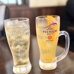 イタリアン酒場ナチュラ - 乾杯のジョッキスパークリング！