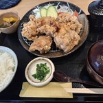 定食屋 新 - 