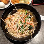 토셰 카이힌마쿠하리점 - もやし麺830円