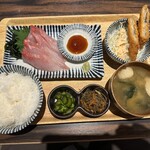 肉豆冨とレモンサワー 大衆食堂 安べゑ - 【2026.4.8(水)】豊洲鮮魚の刺身定食（ヒラマサ＋ご飯＋味噌汁＋白身魚フライ＋漬物＋惣菜）1,098円→998円
