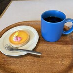 BLUE SIX COFFEE - レモンタルトとコーヒー