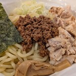 油そば・まぜそば 油武 - 油そば肉のせ