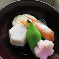 スカイツリービューレストラン 簾 - 二の重　強肴　車海老　昆布巻き　里芋煮　シンジョ他