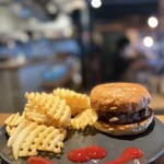 Warren’s Place 2.1 Burgers & Beer - 