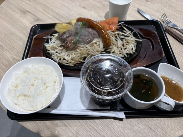 うえすたん 福岡エアポート店 - 福岡空港/ステーキ | 食べログ