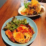niku to spice - 料理写真:チャーシューエッグ定食
ヤサイマシマシ