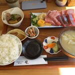 天然本マグロ専門店 司 - 料理写真: