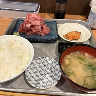 海鮮居酒屋 大関_1