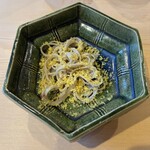 恵比寿 えんどう - 唐墨蕎麦、蕎麦の実