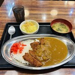 大衆 ゆかり食堂 - わらじカツカレー　１０７８円（税込）　