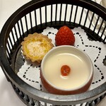 中国料理 礼華 四君子草 - 