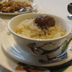 Dynasty Restaurant - 二杯目は椎茸だけ、しょうゆとラードをたっぷりかけていただきます。