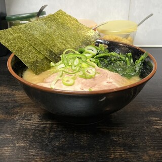 横浜家系らーめん 雷家_1