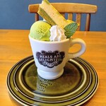 cafe しずく - 横からの図