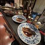 酒処庵 - カウンター上のおばんざい