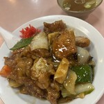 東菜館純ちゃん - カイコウ飯、中華スープ付き