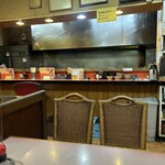 東菜館純ちゃん - 店内