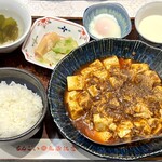 もんごい麻婆飯店 - 四川麻婆豆腐ホルモン杏仁セット