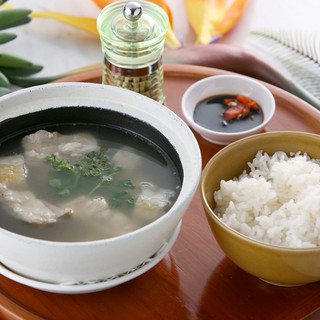 Bak Kut Teh, a Singaporean breakfast staple