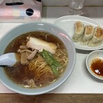 珍々軒 - ラーメンが追っかけで…