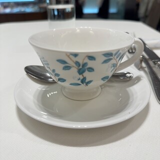 フォートナム・アンド・メイソン・ティーショップ_1