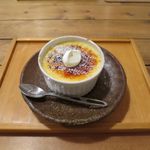 cafe caho - ぱりぱりキャラメリゼのクレームブリュレ　450 yen
