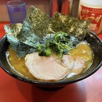 家系総本山 吉村家 - 