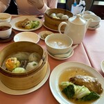 ル・パルク - 点心5種+蒸し野菜と湯葉巻き蒸し