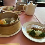 ル・パルク - 点心5種+蒸し野菜と湯葉巻き蒸し