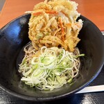 ゆで太郎 - 料理写真:かき揚げそば〜ネギ抜きにし損ねた(ФωФ)