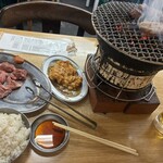 ホルモンまさる  - 