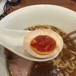 自家製手もみ麺 鈴ノ木 - 味玉具合