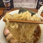 自家製手もみ麺 鈴ノ木 - 麺リフト