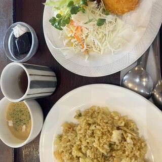 カフェ レスト アルファ_0