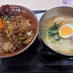 肉のヤマ牛 - 料理写真: