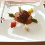 広東料理 センス - 黒毛和牛フィレ肉のサイコロステーキチャイニーズBBQソース